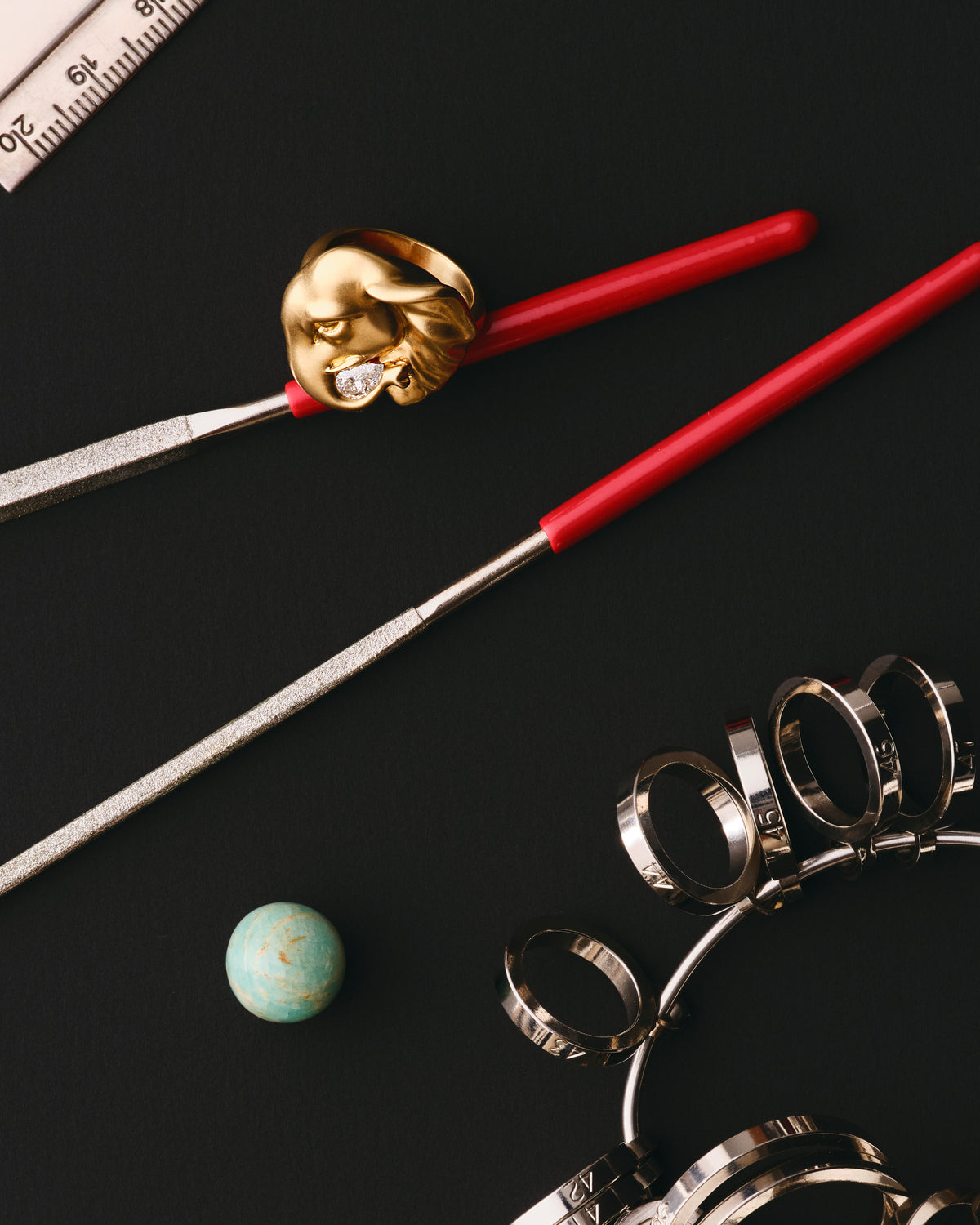 Recycled gold versus new gold