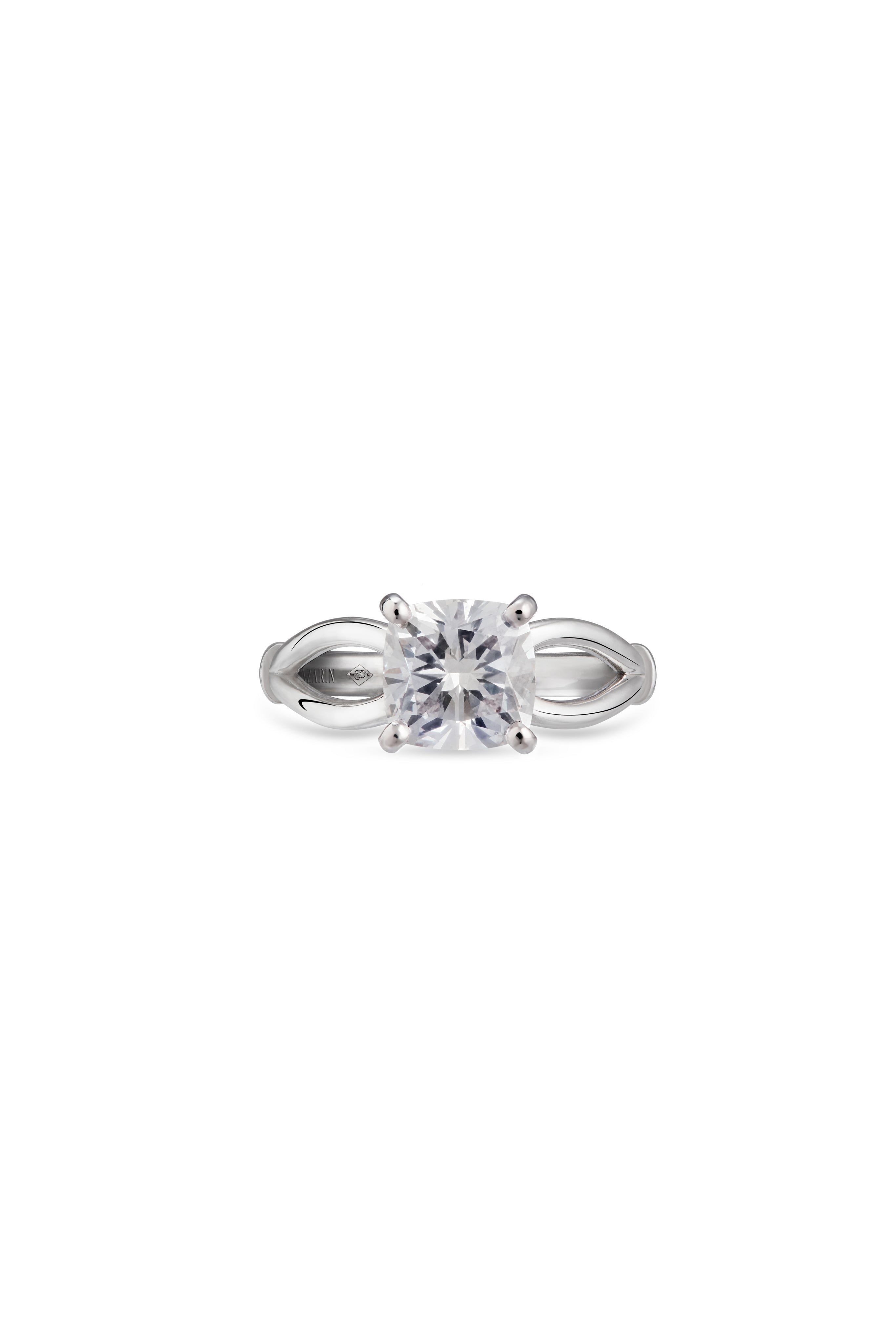 Amoretto Cushion Solitaire - or gris