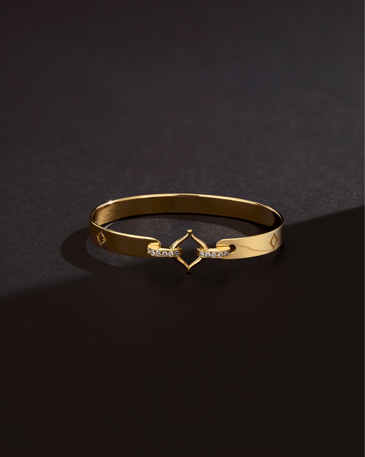 How to choose the right natural diamond jewelry?