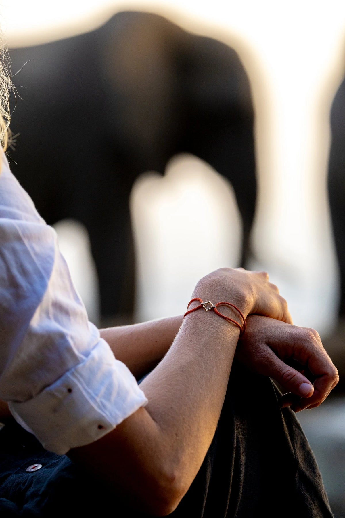 Une conscience du monde et de notre rôle de l'idéation à l'exécution de nos bijoux