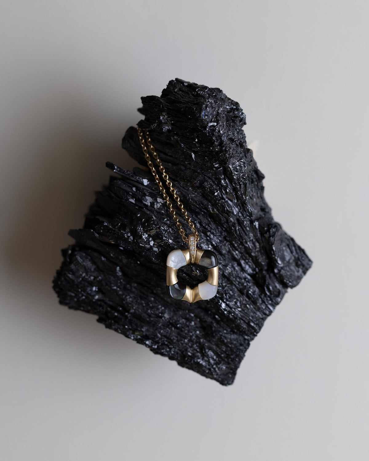 Pendentif Flow