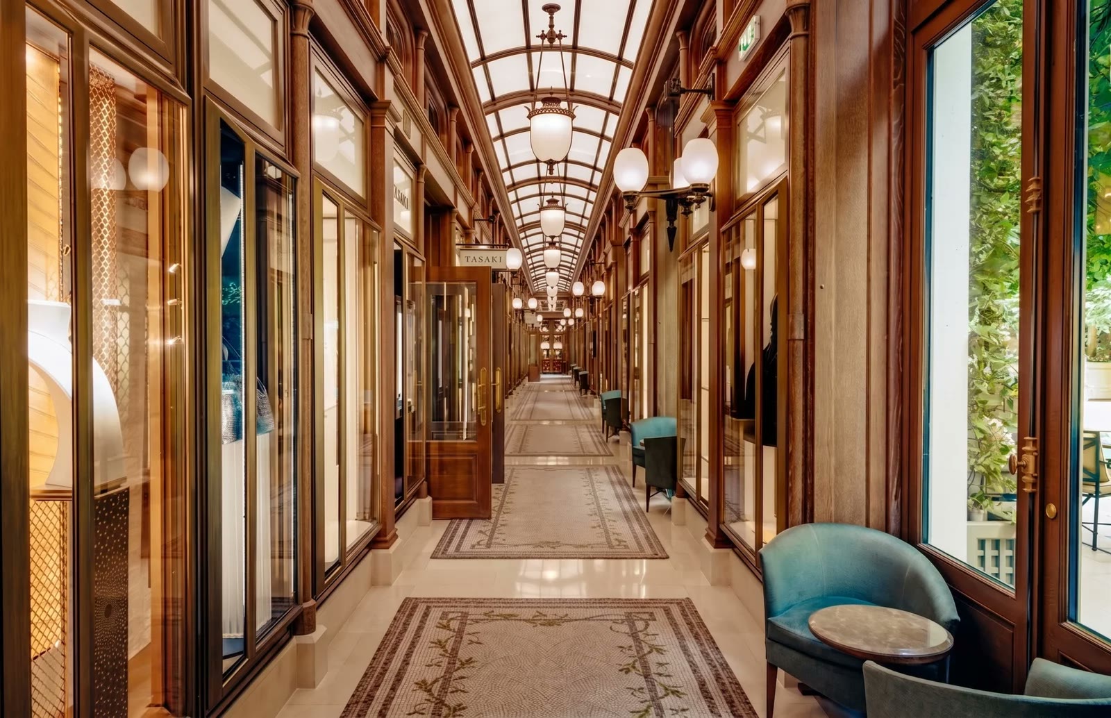 the gallery of the ritz paris